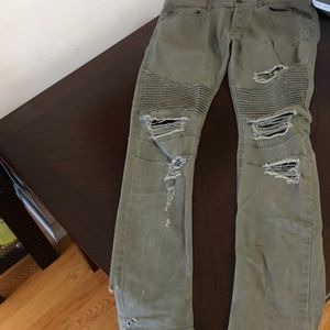 H&M  Ripped Skinny Jeans